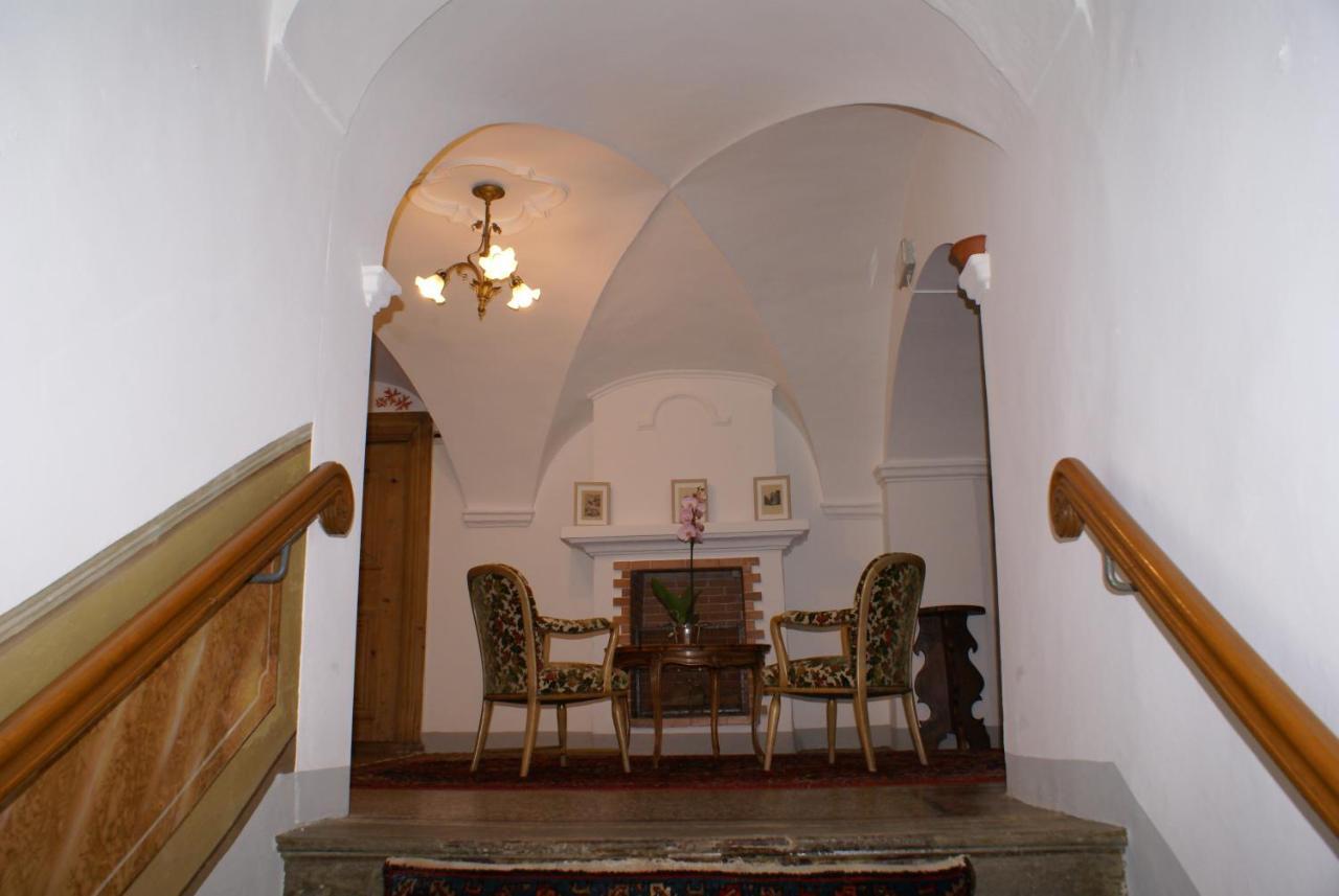 Historisches Hotel Piz Ela Bergün Buitenkant foto