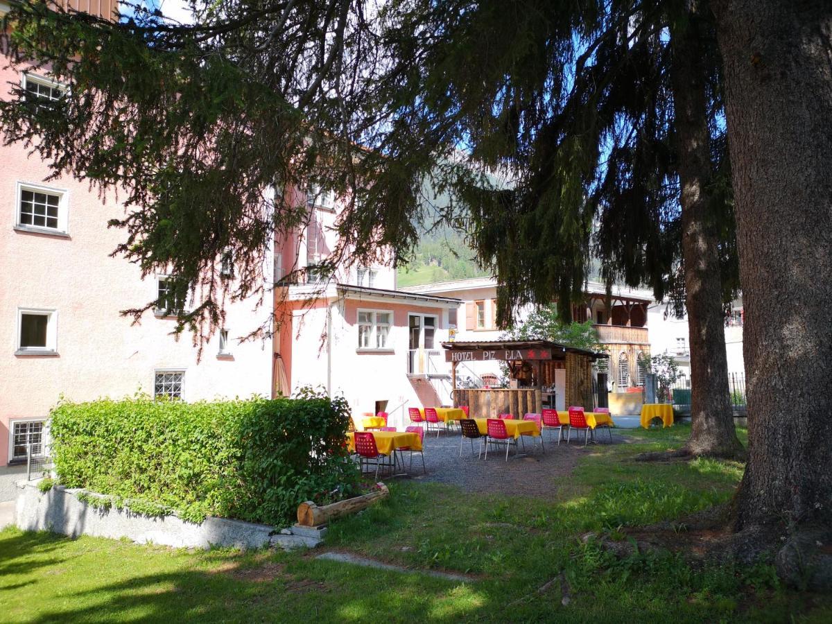 Historisches Hotel Piz Ela Bergün Buitenkant foto
