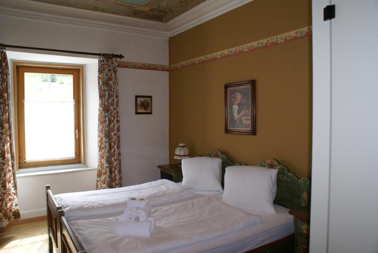 Historisches Hotel Piz Ela Bergün Buitenkant foto