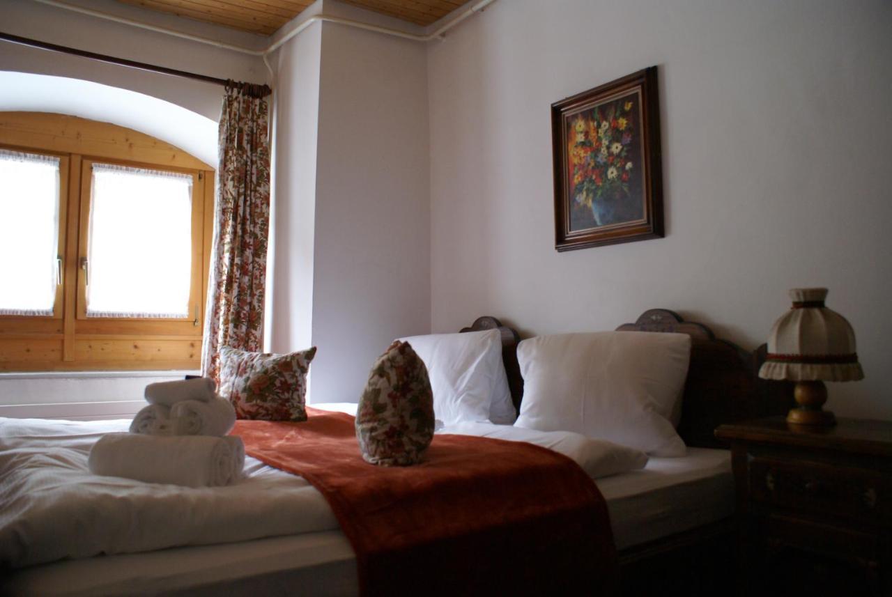 Historisches Hotel Piz Ela Bergün Buitenkant foto
