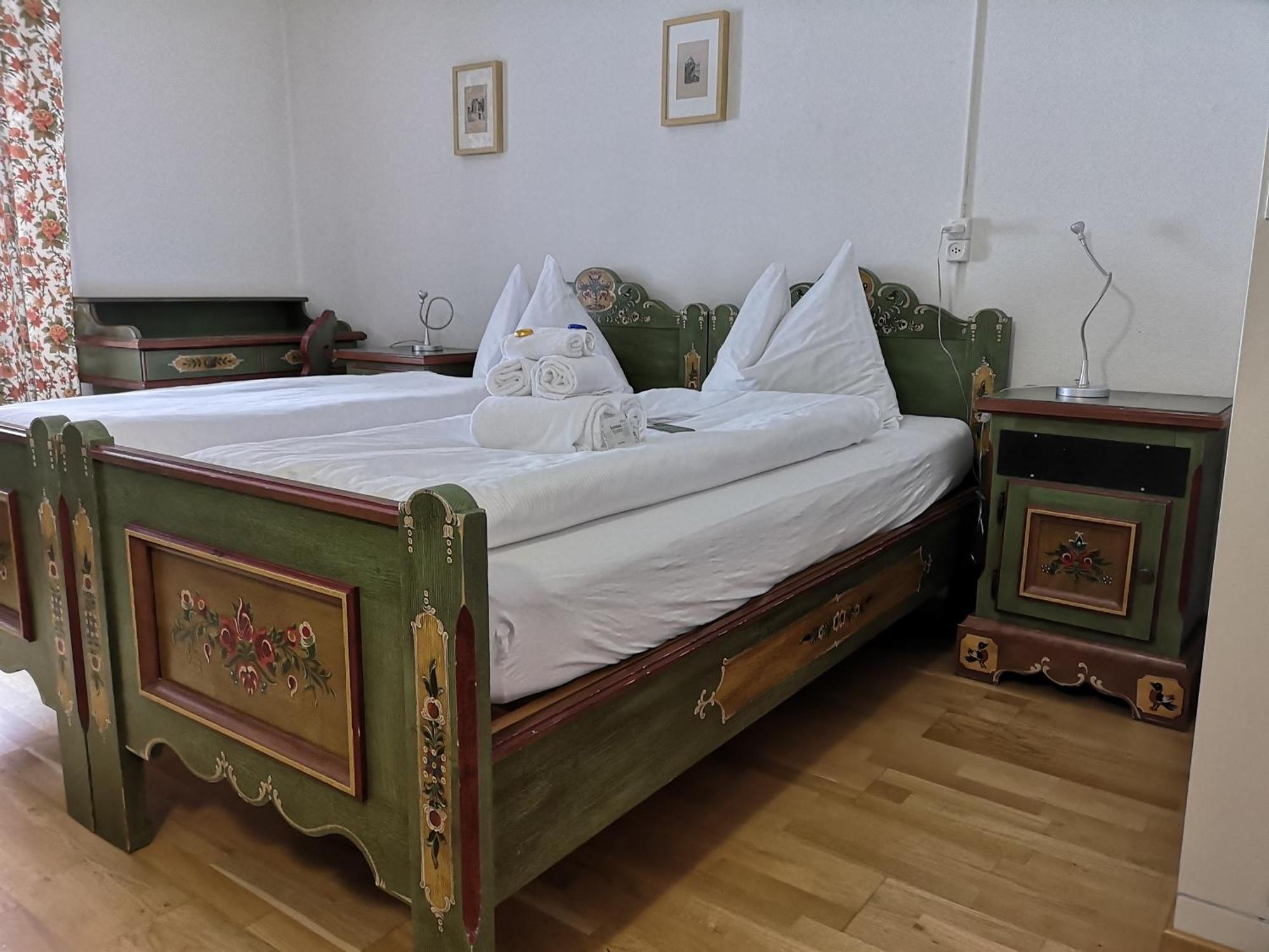 Historisches Hotel Piz Ela Bergün Buitenkant foto
