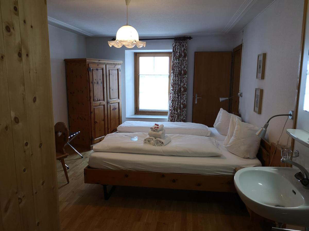 Historisches Hotel Piz Ela Bergün Buitenkant foto