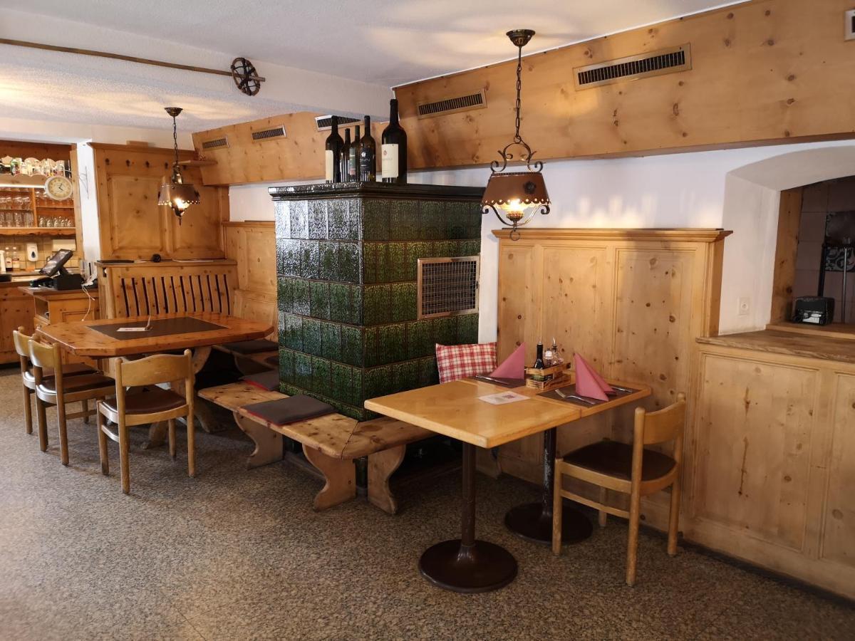 Historisches Hotel Piz Ela Bergün Buitenkant foto